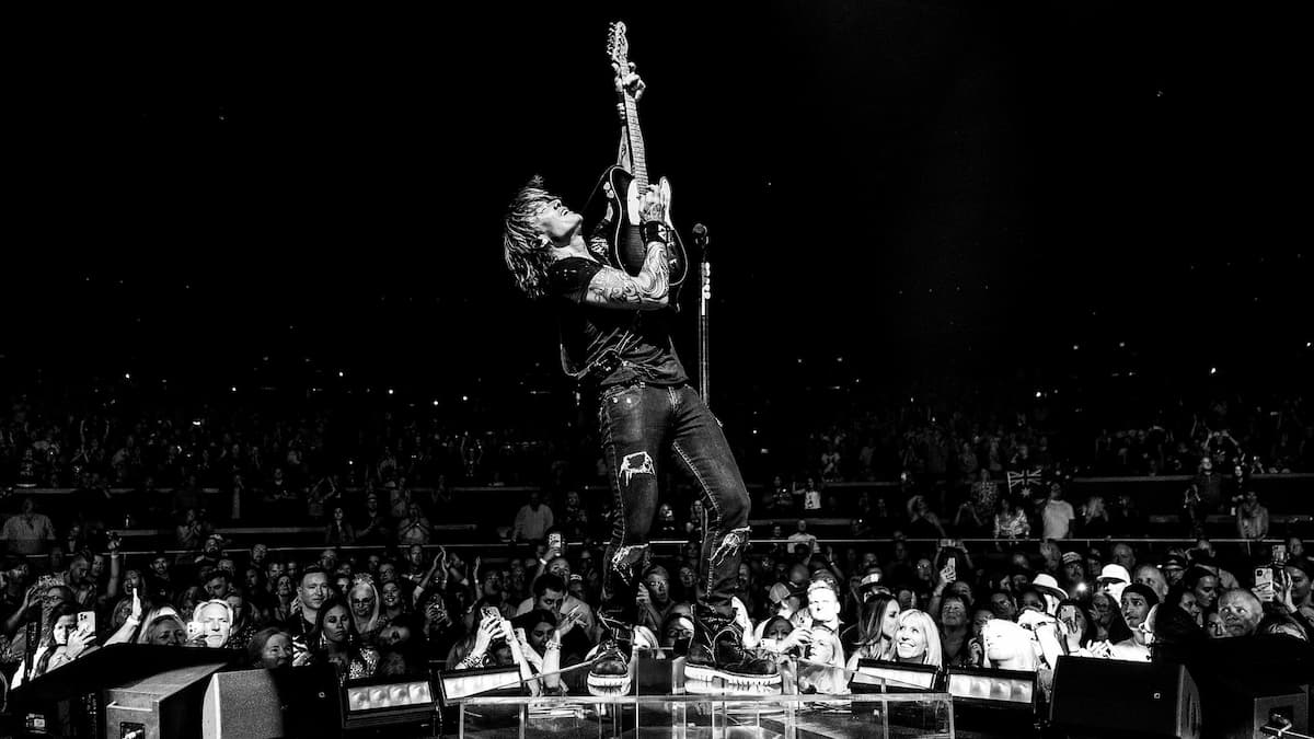Keith Urban | Official Fontainebleau Ticket + Hotel Packages
