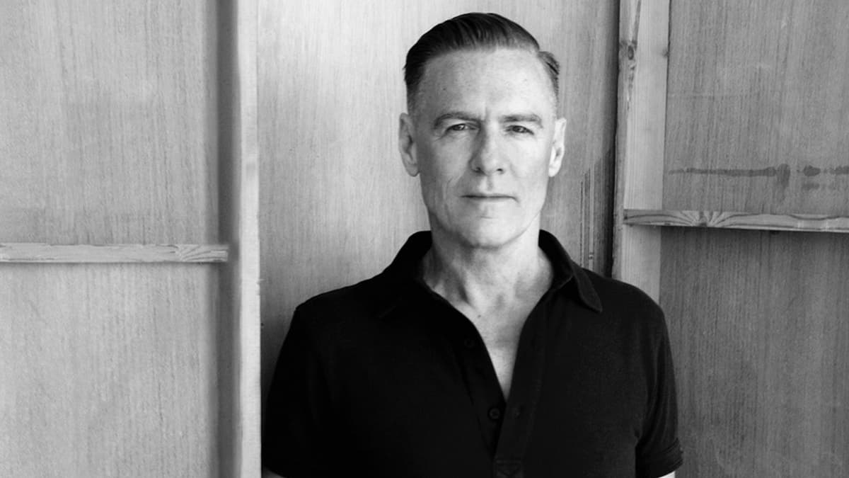 Bryan Adams- Bare Bones Acoustic Solo Show