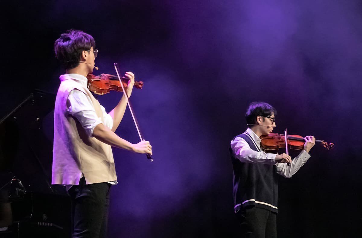 TwoSet Violin: The Sacrilegious Games - Melbourne