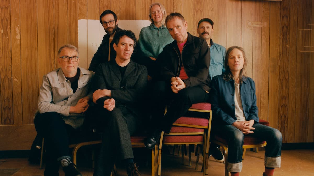Belle & Sebastian - If You're Feeling Sinister + fan favourites