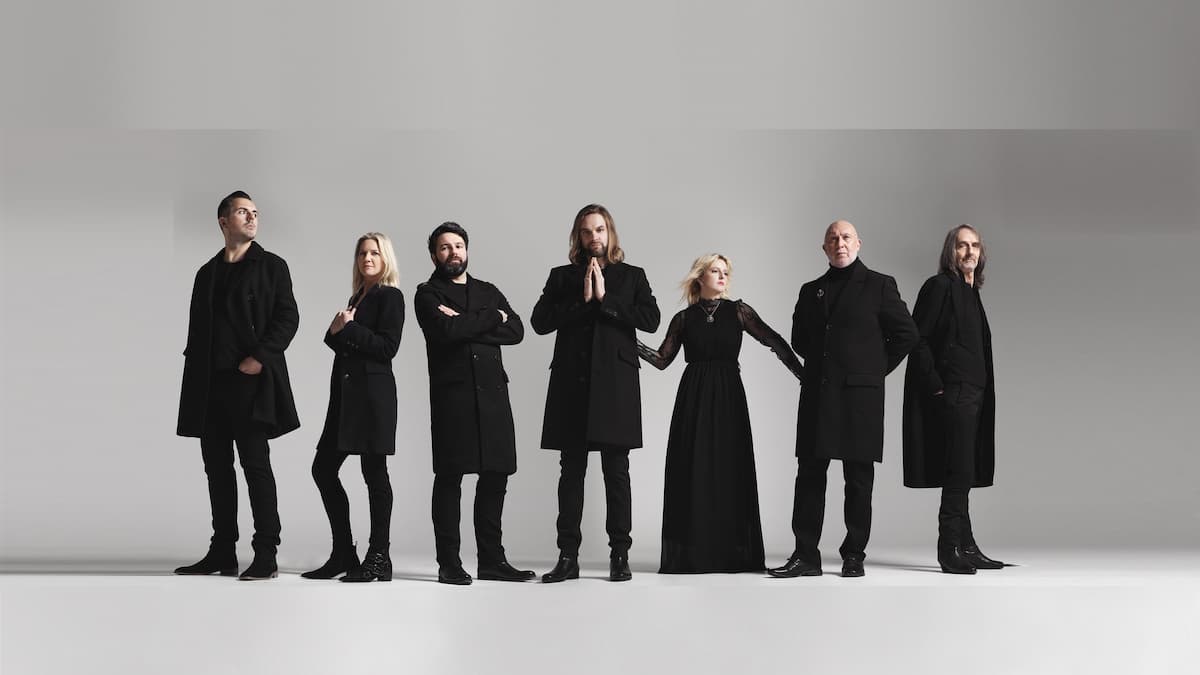 Rumours of Fleetwood Mac - Live Lounge Premium Package
