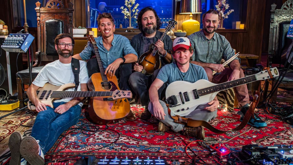Fireside Collective - The Upstairs at Avondale