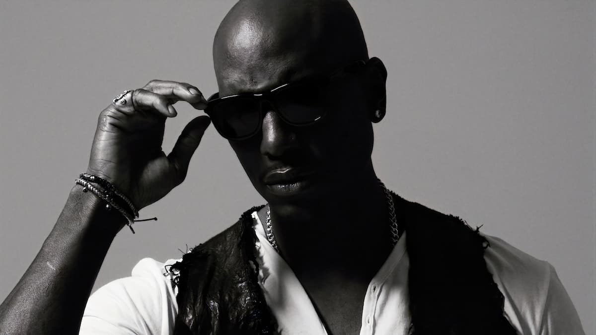 Tyrese with special guest Mario and Donell Jones