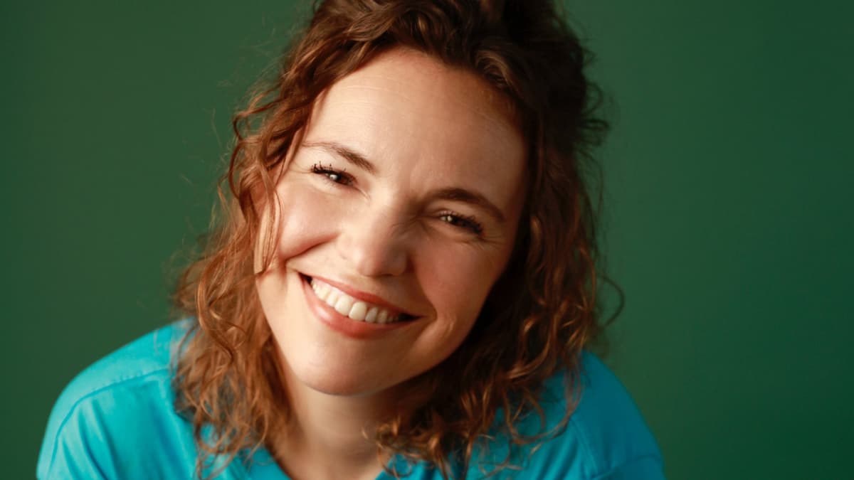 Beth Stelling: Let Me Get Loose