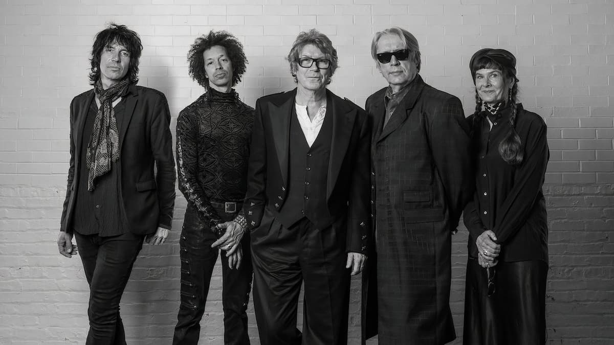 The Psychedelic Furs with Special Guests Living Colour
