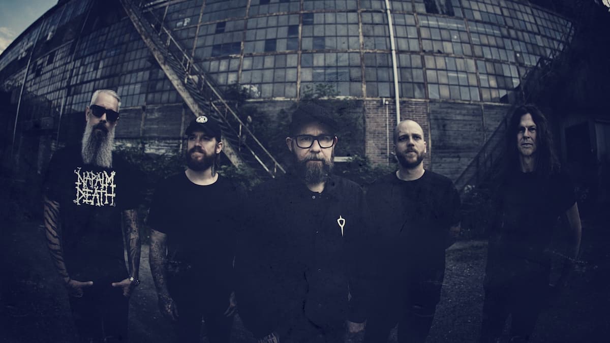 In Flames & Accept Kombine