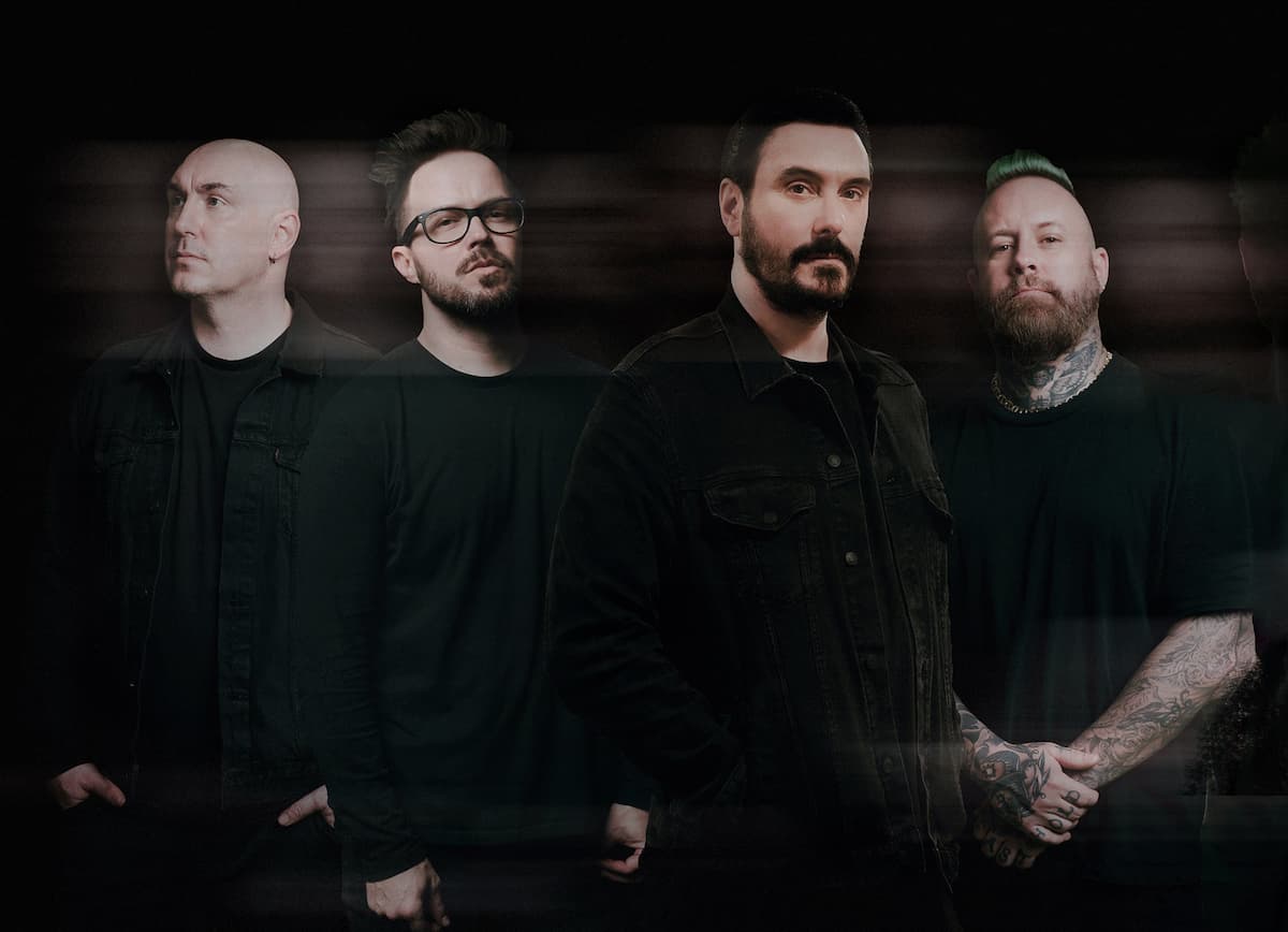 Breaking Benjamin, support: Return to Dust