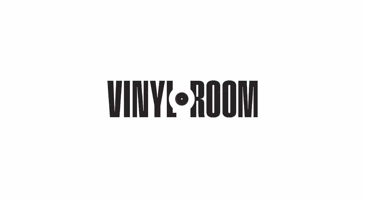 Daniel Caesar | Vinyl Room Upgrade (TICKET NOT INCLUDED)