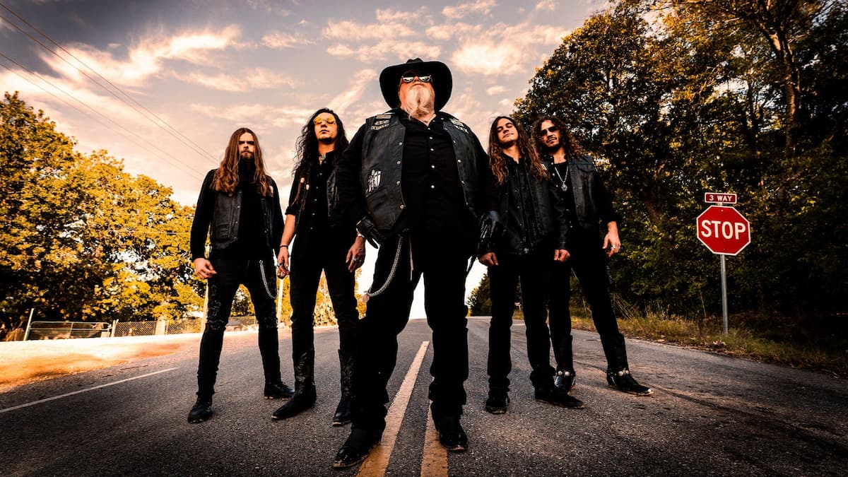 Texas Hippie Coalition (Under 18 with parent)