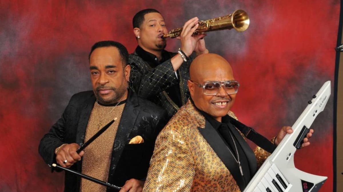 Smooth Jazz at the Improv Presents: Pieces of a Dream