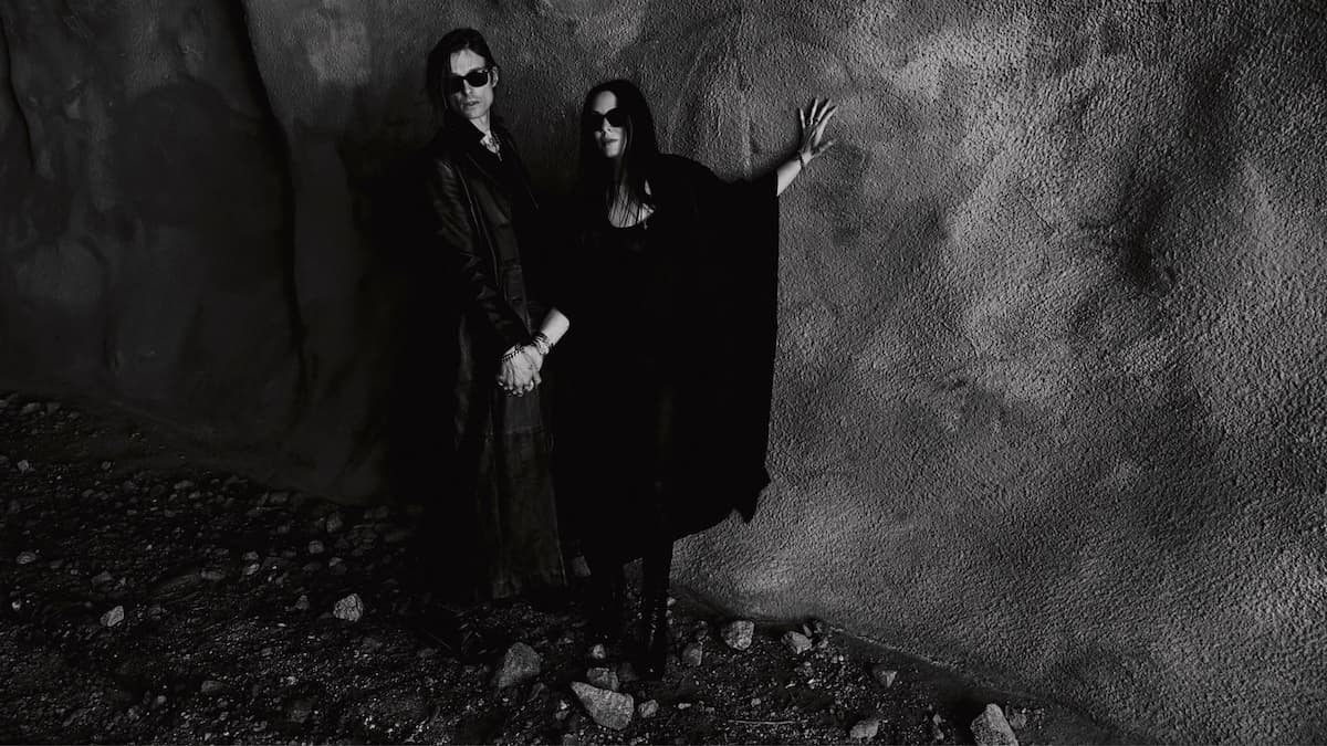 Cold Cave performing CREMATIONS