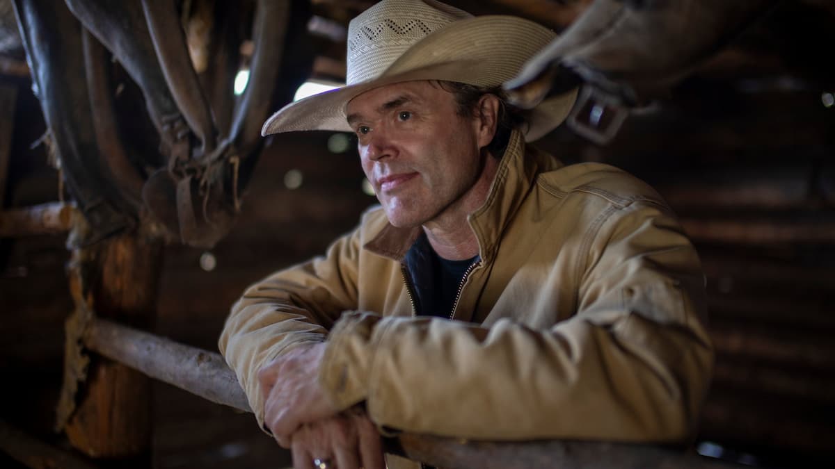 Corb Lund - Five Dollar Bill & Hair in My Eyes Like a Highland Steer
