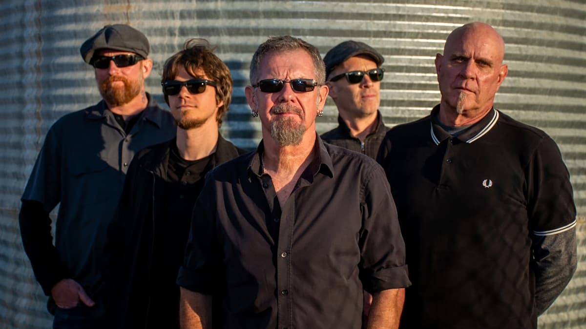 Moe's Alley Presents: Young Dubliners