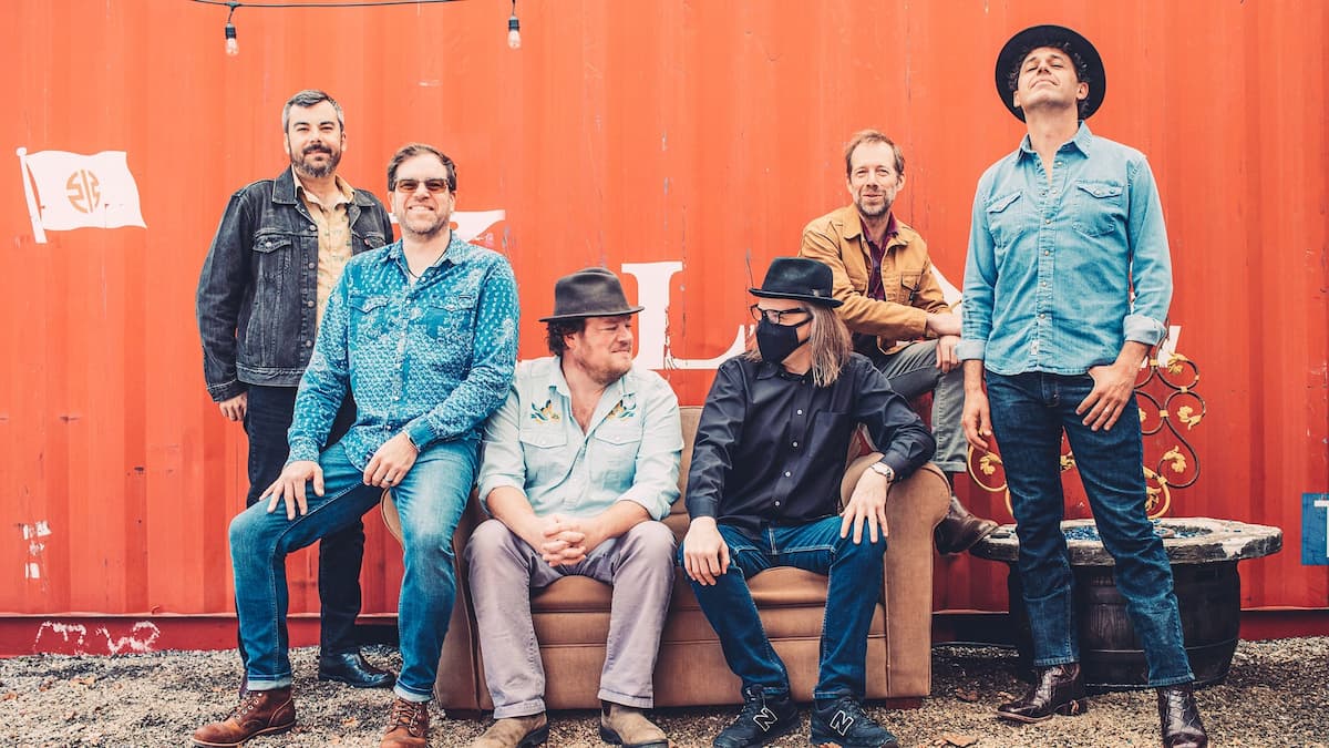 WMOT Finally Friday featuring Steep Canyon Rangers , Slap Dragon & The Dreggs