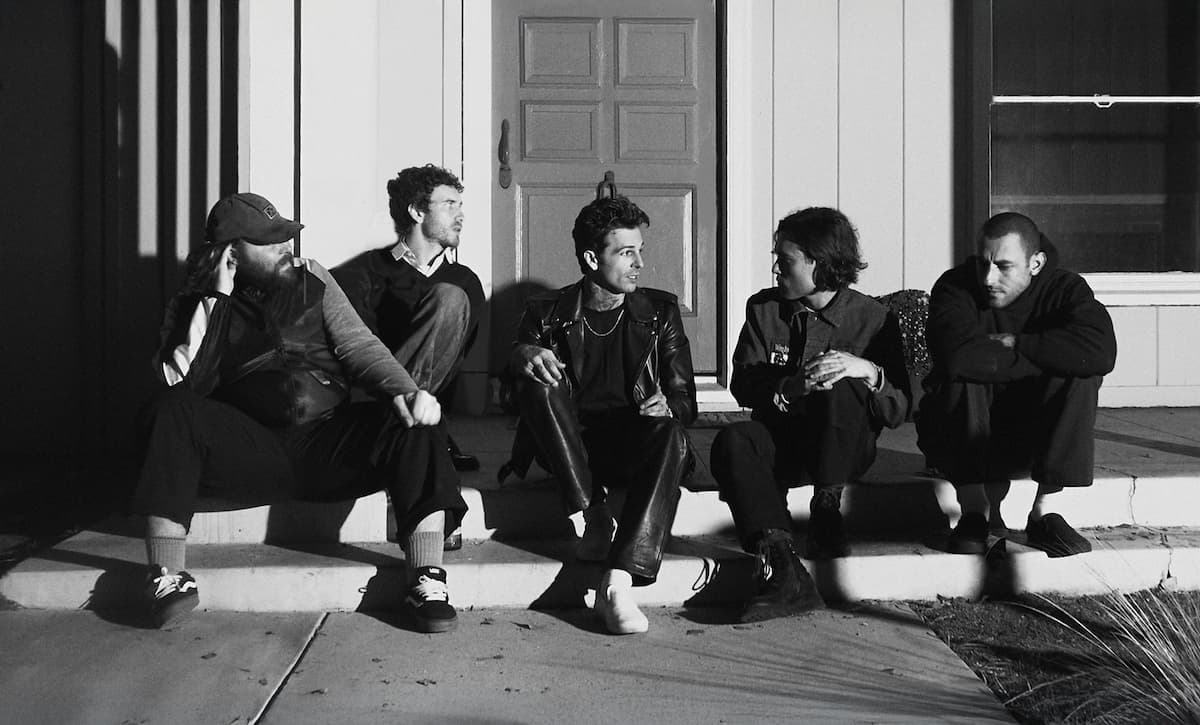 The Neighbourhood THE WORLD TOUR