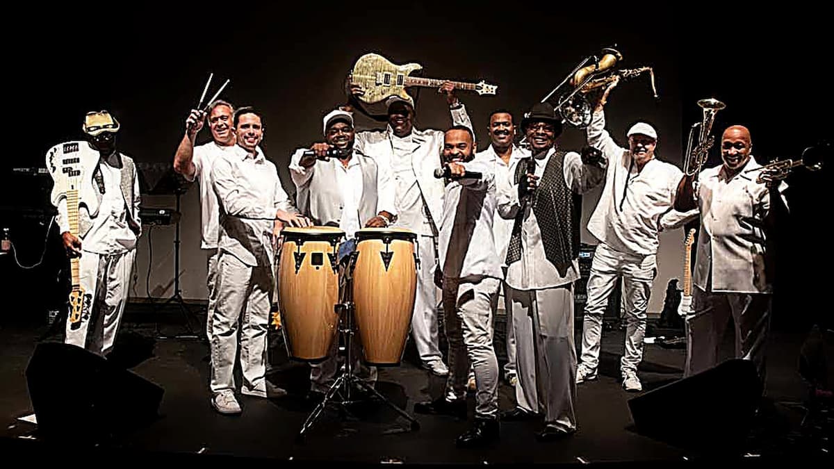 Lets Groove Tonight: Earth Wind & Fire Ultimate Tribute