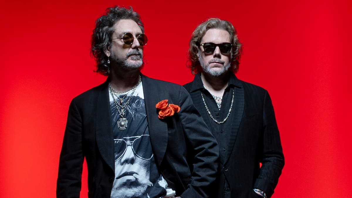 Southern Hospitality Tour: The Black Crowes