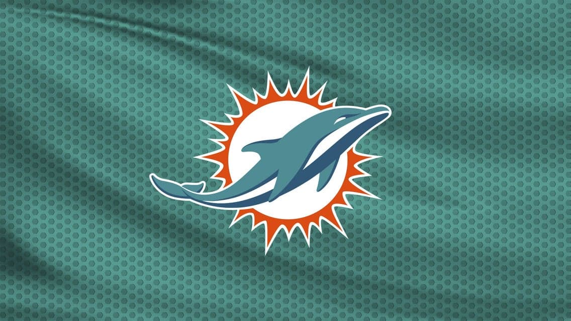 Miami Dolphins v Los Angeles Chargers