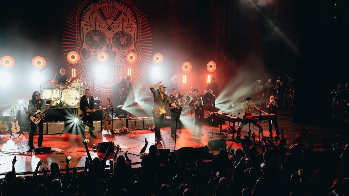 The Mavericks & Friends: The Music Lives On