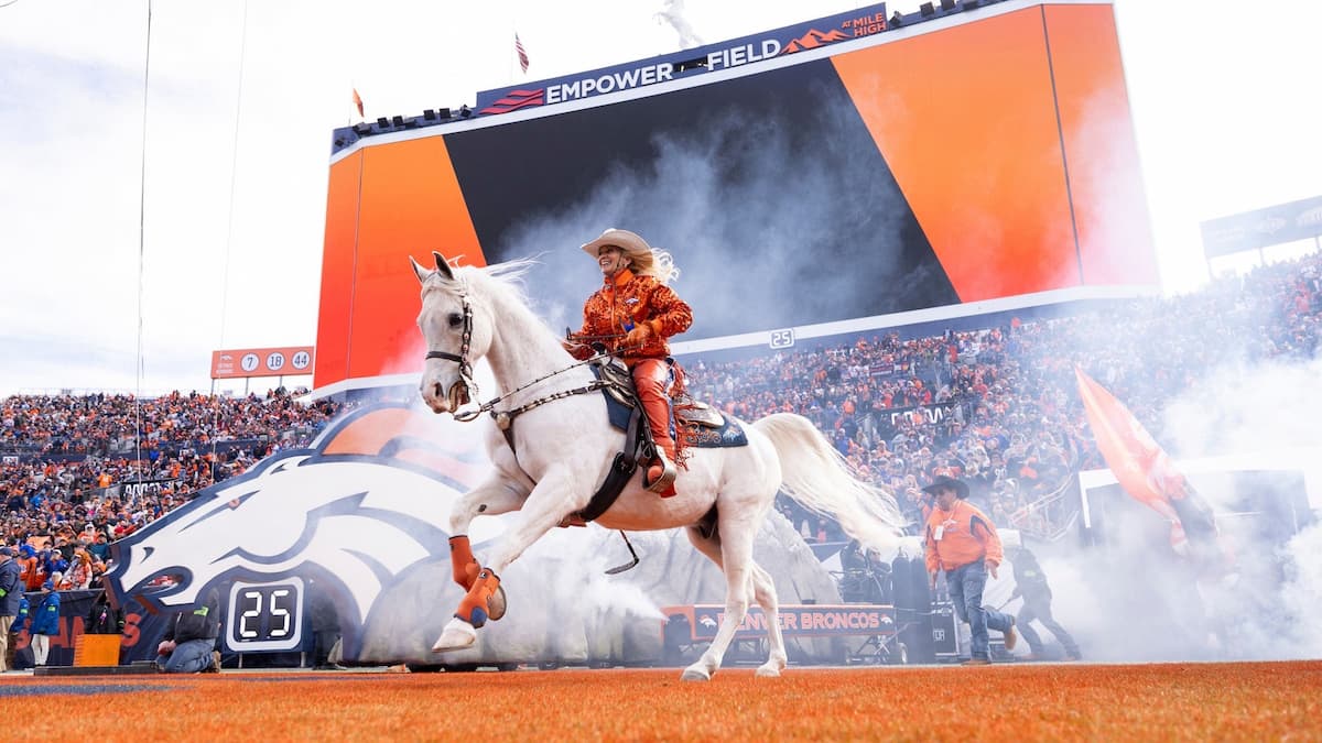 Broncos Training Camp: Back Together Weekend