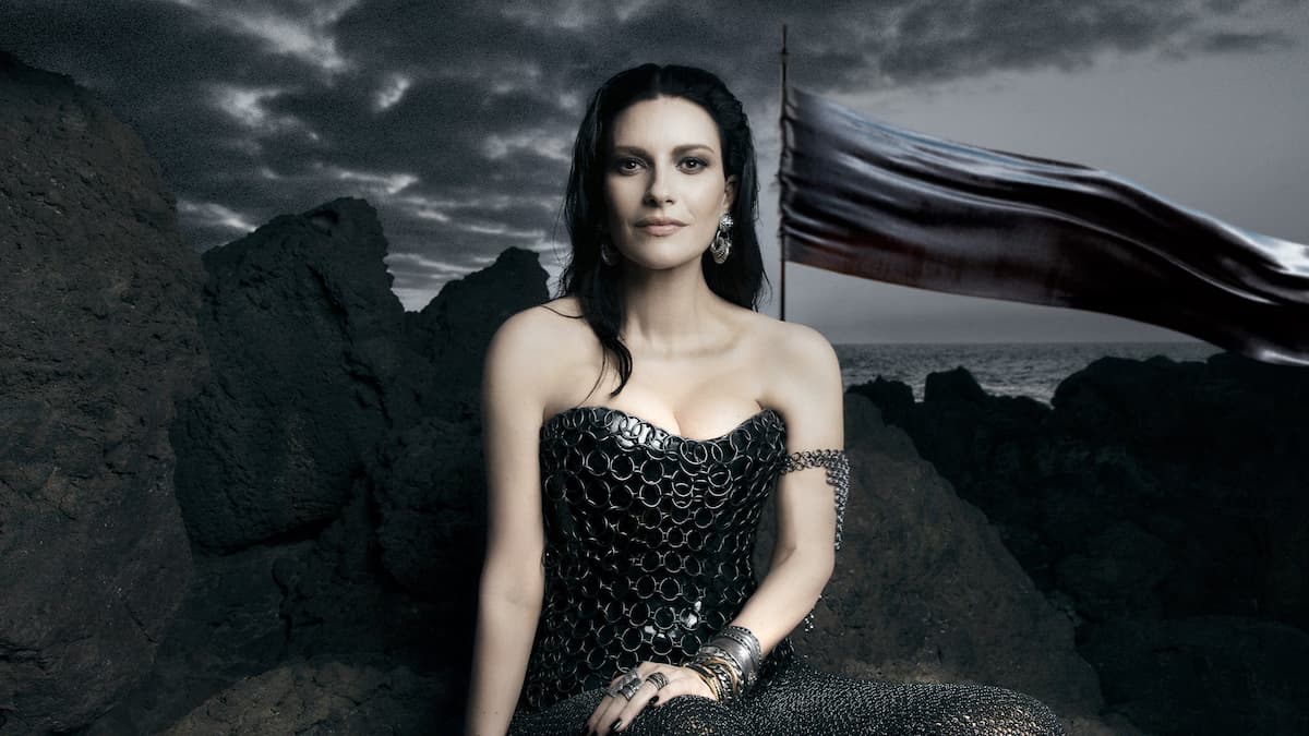 Laura Pausini | Venue Premium Packages