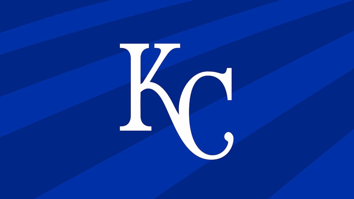 Kansas City Royals vs Toronto Blue Jays: Royal-Tees Giveaway