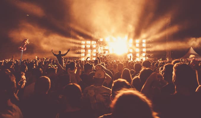 Whine Down with Jana Kramer And Friends