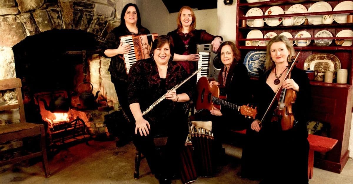 Cherish the Ladies - A Celtic Christmas