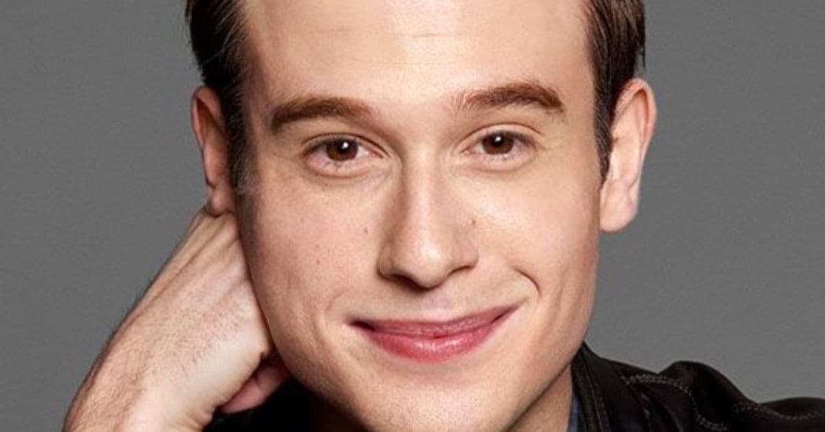 Tyler Henry - Hollywood Medium