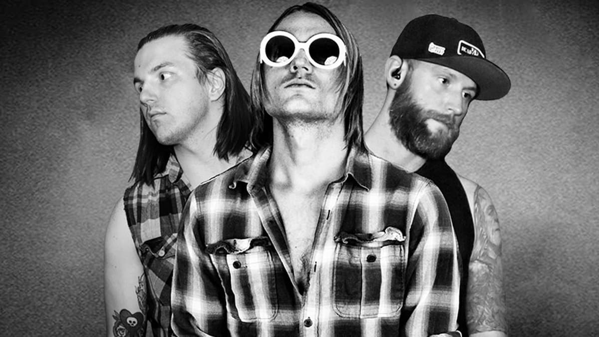 Smells Like Nirvana - Tribute to Nirvana with special guests Dead Original