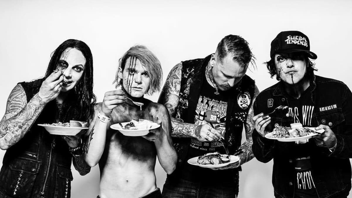 COMBICHRIST - THE VENOM IN THE MOUTH OF GOD TOUR