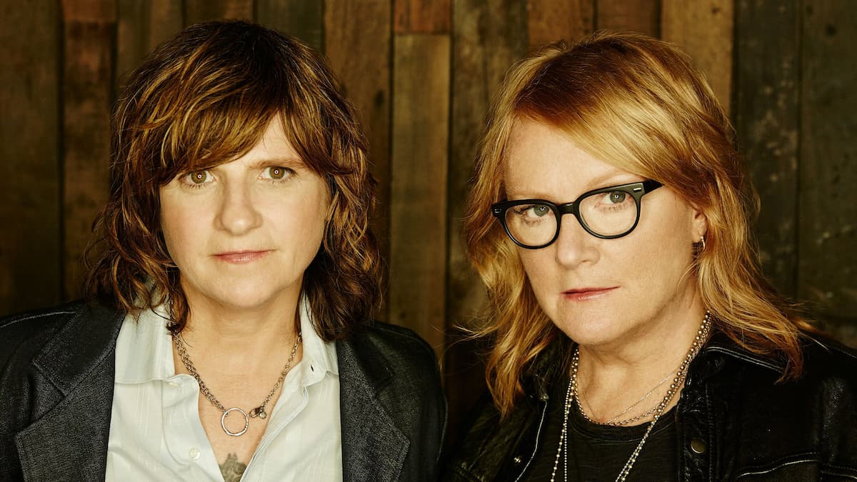 Indigo Girls & Linda Perry